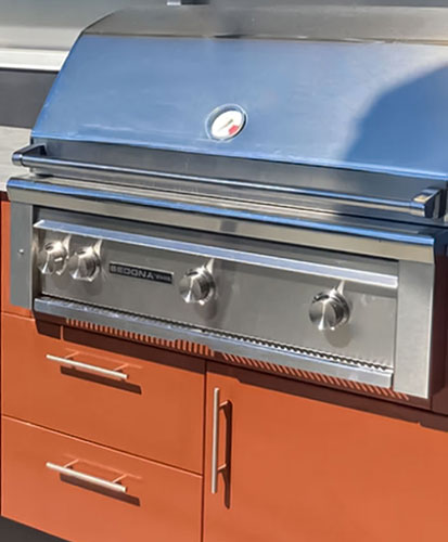 Outdoor Kitchen
