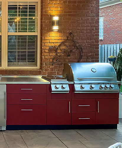 Outdoor Kitchen