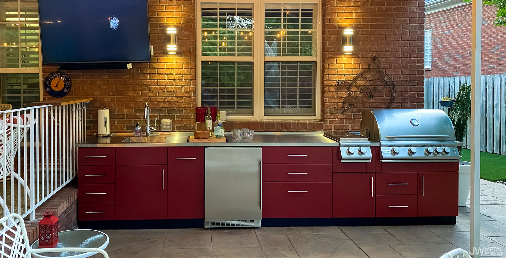 Outdoor Kitchen
